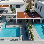 Xenias Luxury Villas