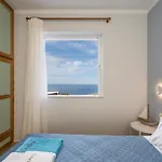 Kiani Sea View Apartments