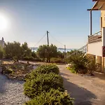 Sitia Poolside Gem - Crete'S Fuego Sagrado