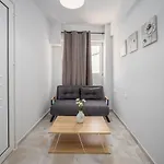 Sun City Apartment By Estia