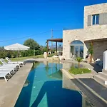 Villa Eirini - Peace And Tranquility - A Hideaway