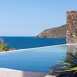 Ormus Villa - Beachfront Sanctuary Blending With Earth, Sun & Sea By Etouri