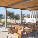 Tersanas Mare Yellow
