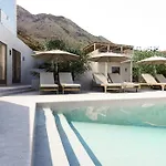 Soluna Villa