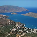 Leonidas Traditionelles Kretisches Haus Mit Meerblick