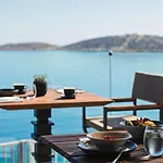 Niko Seaside Resort Mgallery (Adults Only)