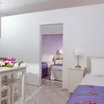 Primavera Beach Hotel Studios & Apartments