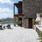 Luxury Villa Mythos