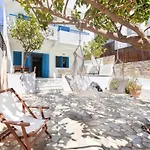 Tsifliki Beachfront Retreat