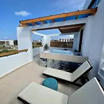 Felicia Family House