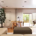 Loft Style Central Studio Large Terrace 100Mbps