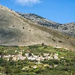 Panoramic View Villa In Olivegroves