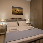 Kiki'S House