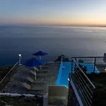 Akrotiri Panorama- Luxury Rental Apartments With Sea View