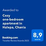 Cozy One-Bedroom Apartment In Halepa, Chania