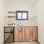 The Sea & Garden Studio 3