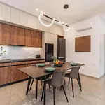Margiani Studio & Apartment