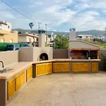 Newly Built Home With Garden, 400M To Beach