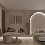Erasmia Luxury Suite