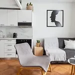 Ggk Apartments