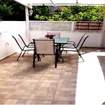 Vacation_Studio_Near_The_Beach