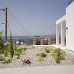 Villa Apeiro In Plaka Chania 3 Bedroom All Ensuite Sea Views