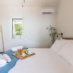 Albore Imblue, Jacuzzi Bliss In Countryside Escapes