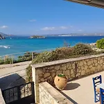 Almyrida Beach Bungalow Ips