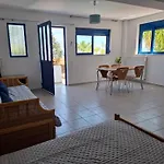 Villa Dragonfly