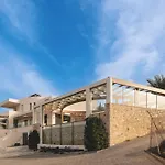 Minimalist Mediterranean Blue Key Villa With Sea View & Infinity Heated Pool