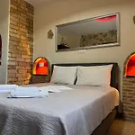 Aristos Apartments & Suites