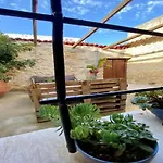 Nikos Traditional House
