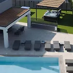 Monti Luxury Villa, With Heated Pool & Hot Tub
