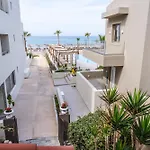 Chrispa'S Seaside House
