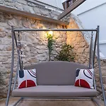 Silva Luxury House In Mires