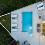 Royal Bird Private Villa