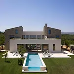 Exquisite Crete Villa | Villa Laurel | Large Private Pool | Modern Furnishing | Bbq | Rethymno