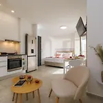 Ventitre Urban Apt