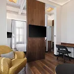 Bouquet Luxury Rooms