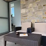 Itida Suites