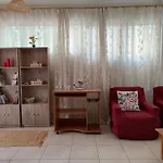 Georgia'S Family Apartment