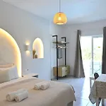Marika Studios & Apartments