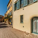 Panaretos Deluxe Maisonette