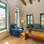 Panaretos Deluxe Maisonette