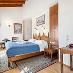 Belmondo Hotel