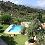 Filippou Villa - Living In Nature