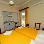 Bikakis Apartment