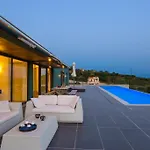 Villa Oikia