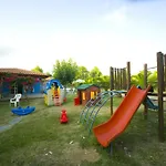 Maravel Sky Hotel & Apartments