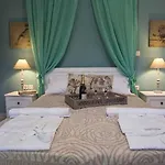 Elia Portou Rooms